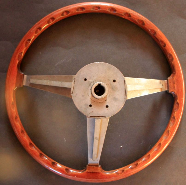 Alfa Romeo Giulia Spider Wooden Steeringwheel Hellebore 1969 (10402)